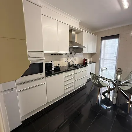 3br Emerald Expo Apartament
